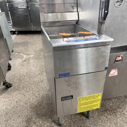 Pitco Commercial Gas Fryer W/Warranty 