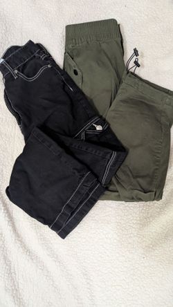 Cargo style pants (2)