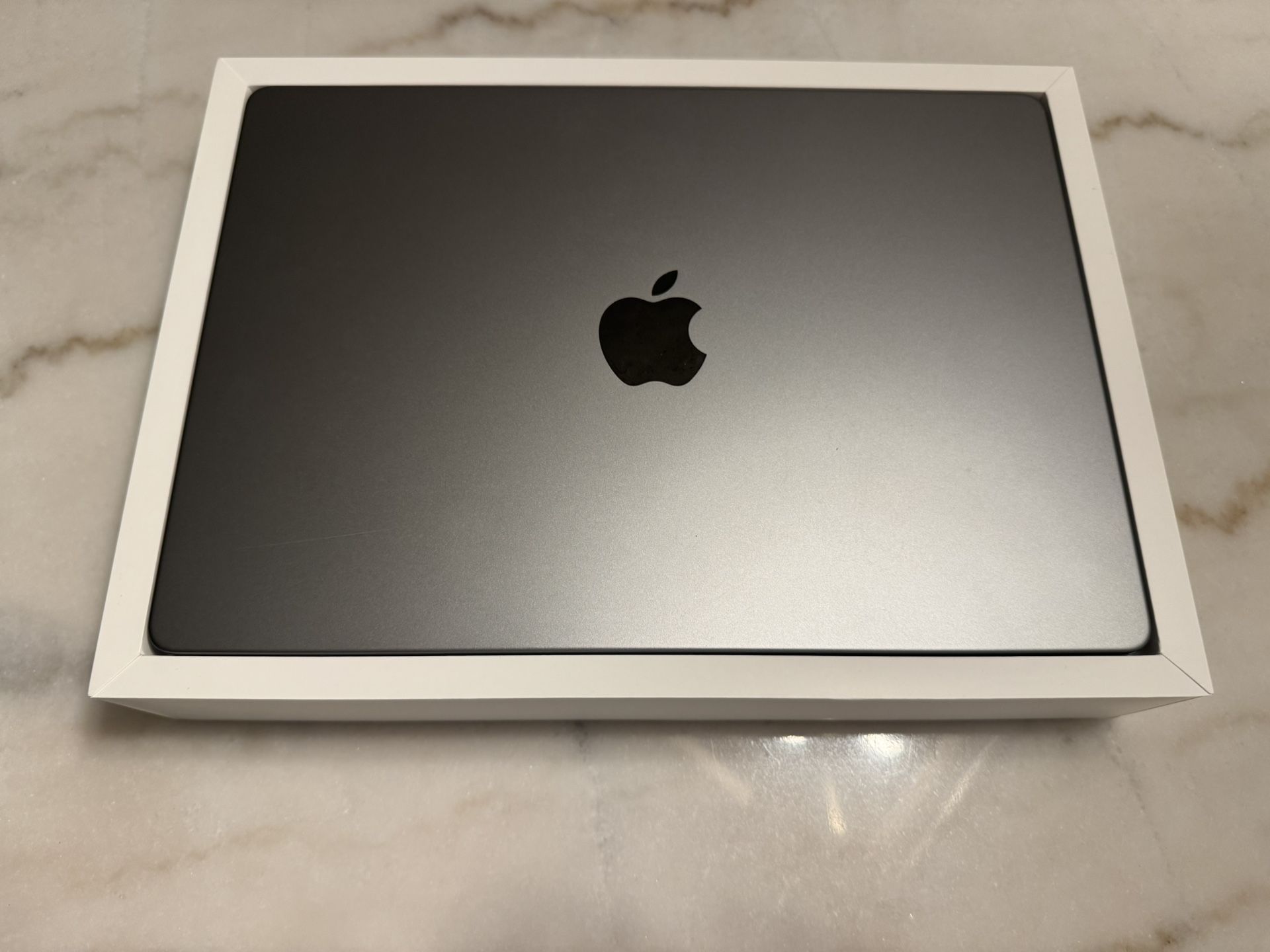 Apple MacBook Pro (14-Inch) (512GB) (M3 Chip)