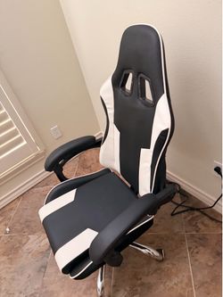 Gaming chair