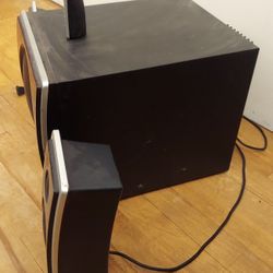 Logitech Cinema Z Computer Speakers