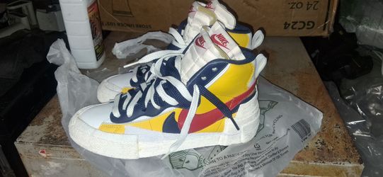 Nike size 5.5 women shoes