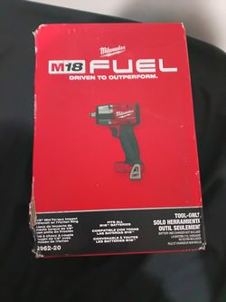 Milwaukee M18 FUEL 1/2 in. Mid-Torque Impact Wrench with Friction Ring