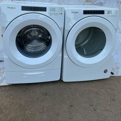 Whirlpool Washer And Dryer Laundry Set 