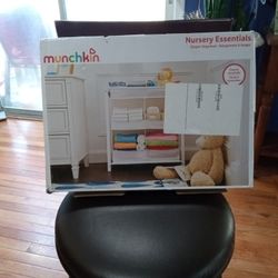 Munchkin Diaper Organizer 