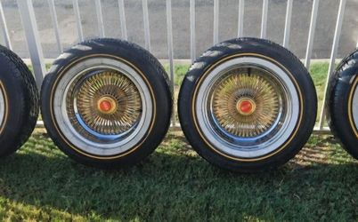 15x7 Reverse All Gold Centers With Vouge Tires