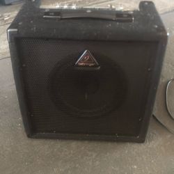 Behghringer Speaker