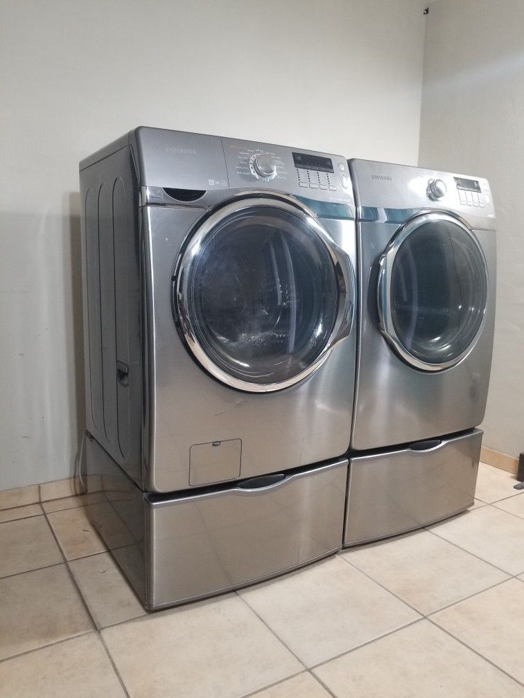 STAINLESS STEEL SAMSUNG WASHER AND GAS DRYER FREE DELIVERY AND INSTALLATION ALSO A 90 DAYS WARRANTY