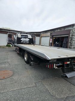 2007 Isuzu NPR