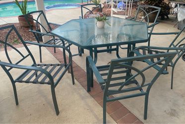 PATIO TABLE  7pc