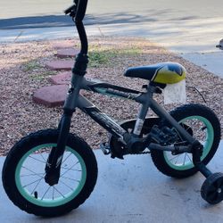 🚲🔥 Huffy Rock It 12” Boys Bike with Training Wheels – $10 🔥🚲  📍 Pickup: S. Durango & 215 near IKEA, Las Vegas  Kids outgrow bikes fast! Here’s a 