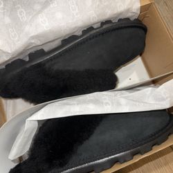 Ugg Slippers - Women’s size 8