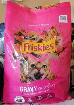 Friskies Dry Cat Food