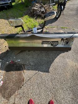 Snow dog plow for sell