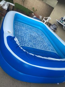 Inflatable Pool w/pool cover