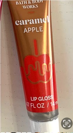 BATH AND BODY WORKS CARMEL APPLE LIP GLOSS / BRAND NEW