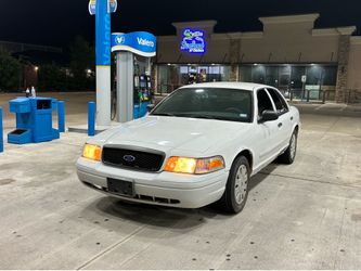 2008 Ford Crown Victoria Full-Size Sedan