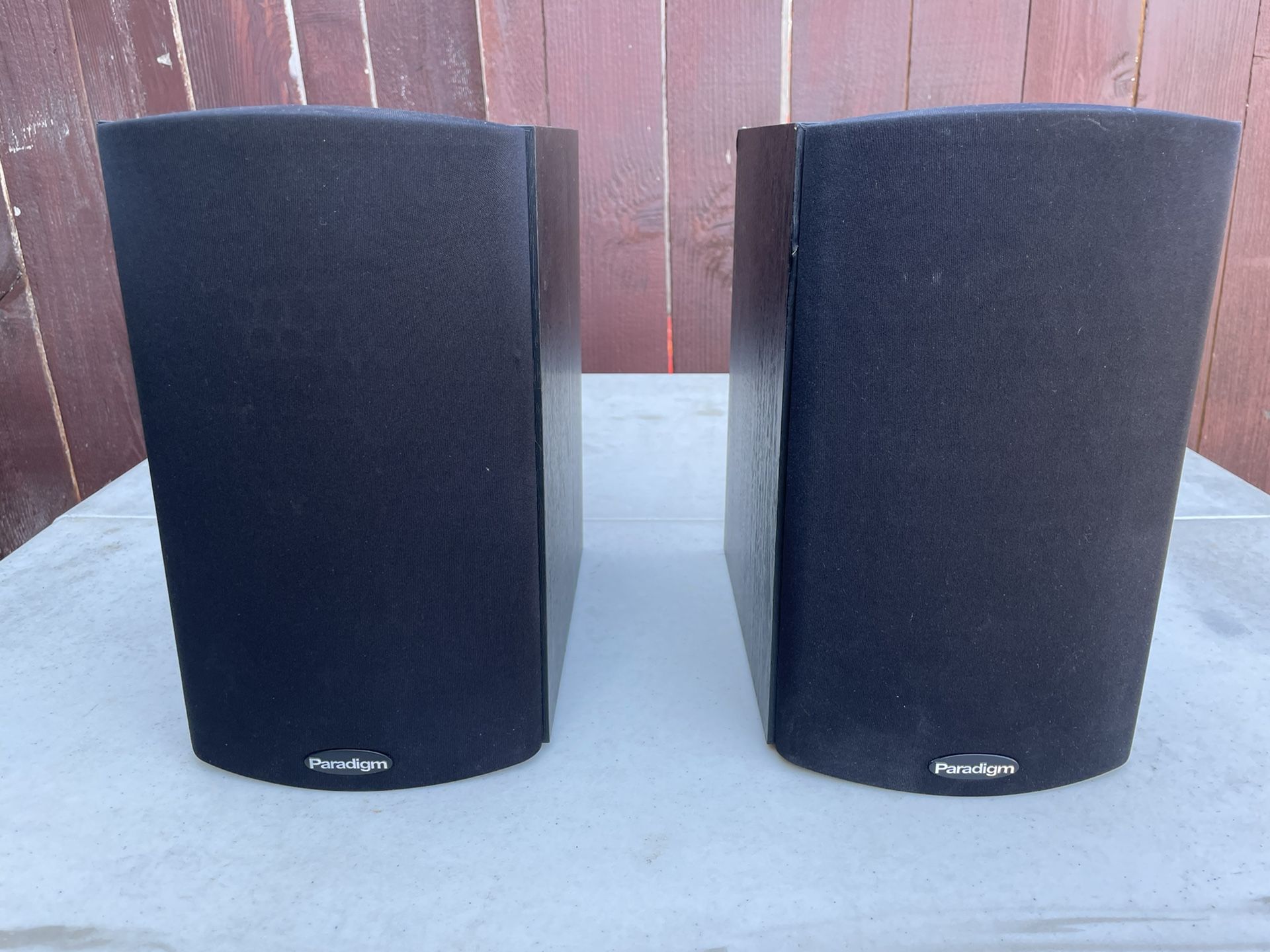 Paradigm Atom Monitor V5