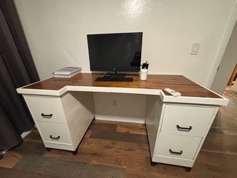 White Wood Top Desk with 2 file cabinets with 2 drawers