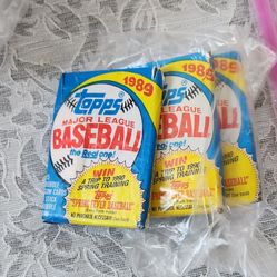 Topps Baseball Cards