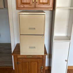 File cabinet 