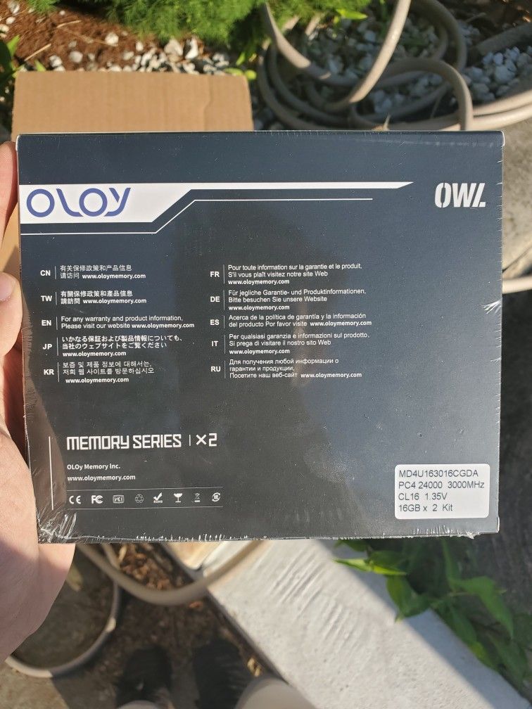 Oloy 32GB (2x16GB) DDR4 3000