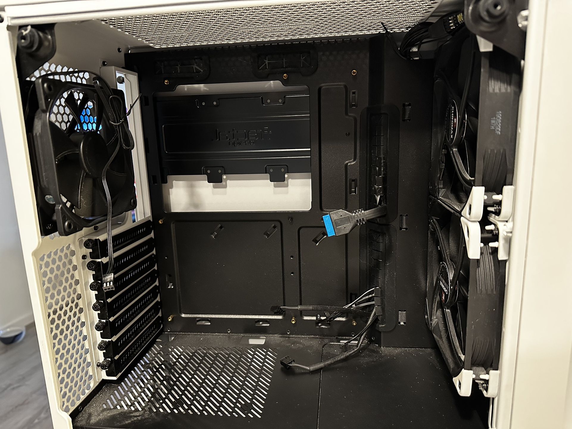 Fractal Design Meshify Case