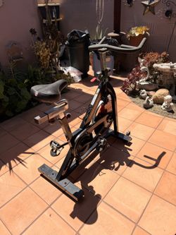 ProForm Spin Bike – Indoor Cycling – Solid & Smooth