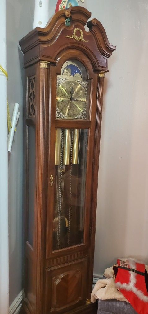 Vintage GRANDFATHER CLOCK