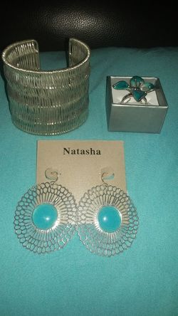 Pre owned Silver & Turquoise jewelry set