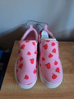Girls Sneakers