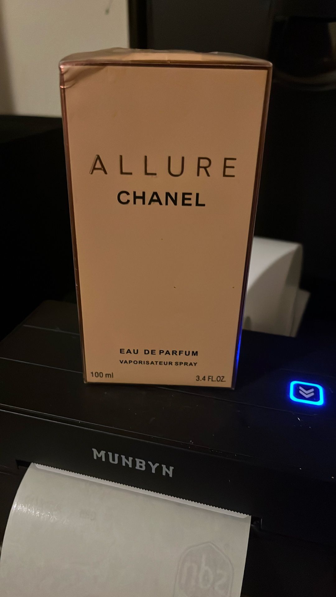 Women’s perfume