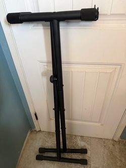 Piano stand