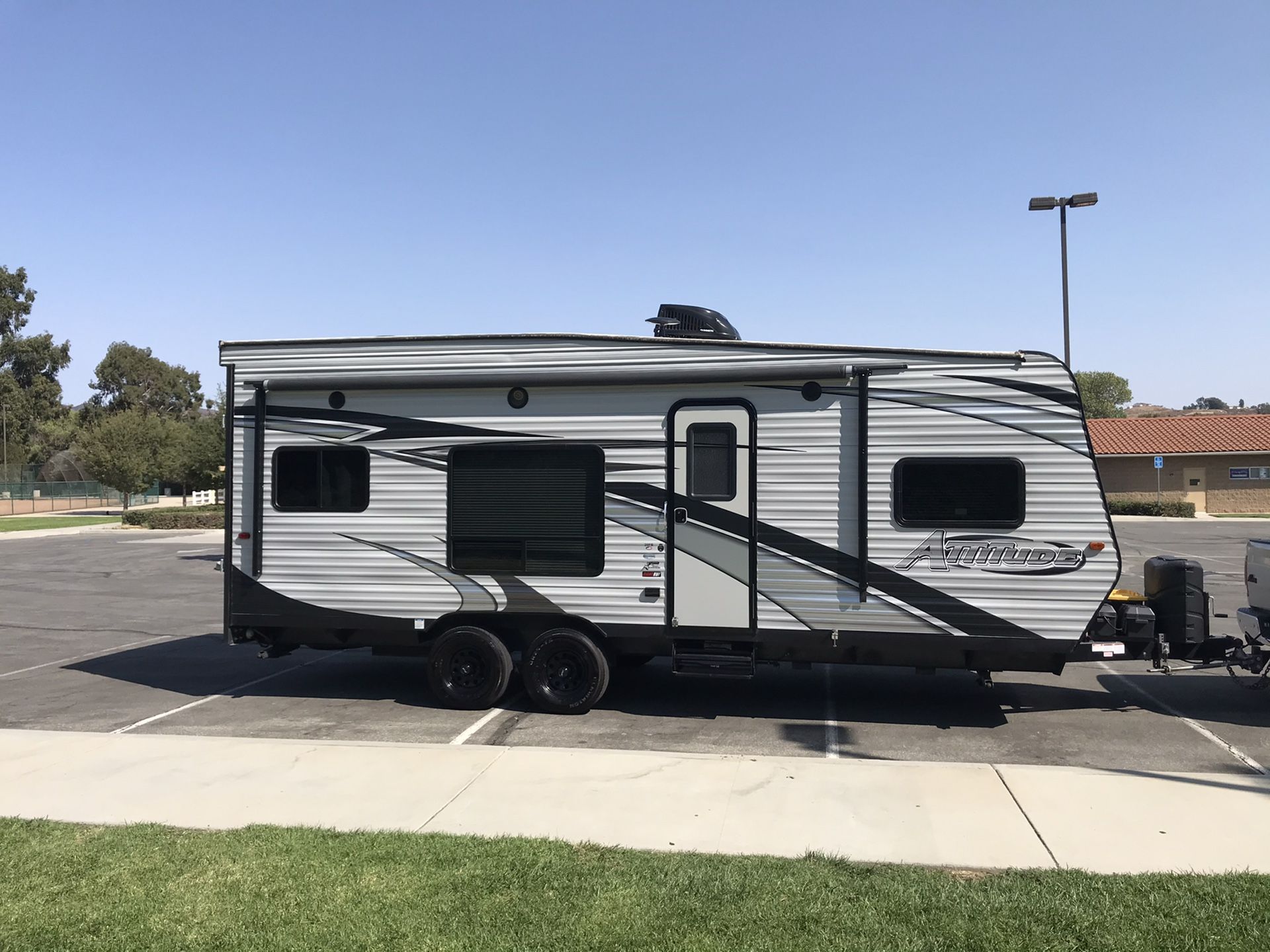 Toy Hauler (2020 Eclipse Attitude 20fb) trailer camper