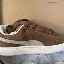 Brand New Suede XL Pumas! 