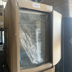 ACCUCOLD GLASS REFRIGERATOR