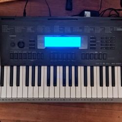 Casio wk-220 76 Key Keyboard