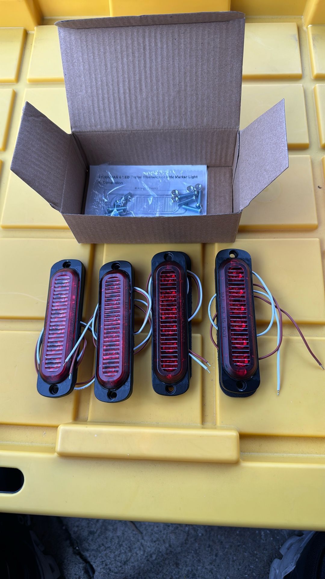 LED LIGHTS 4 Pcs….