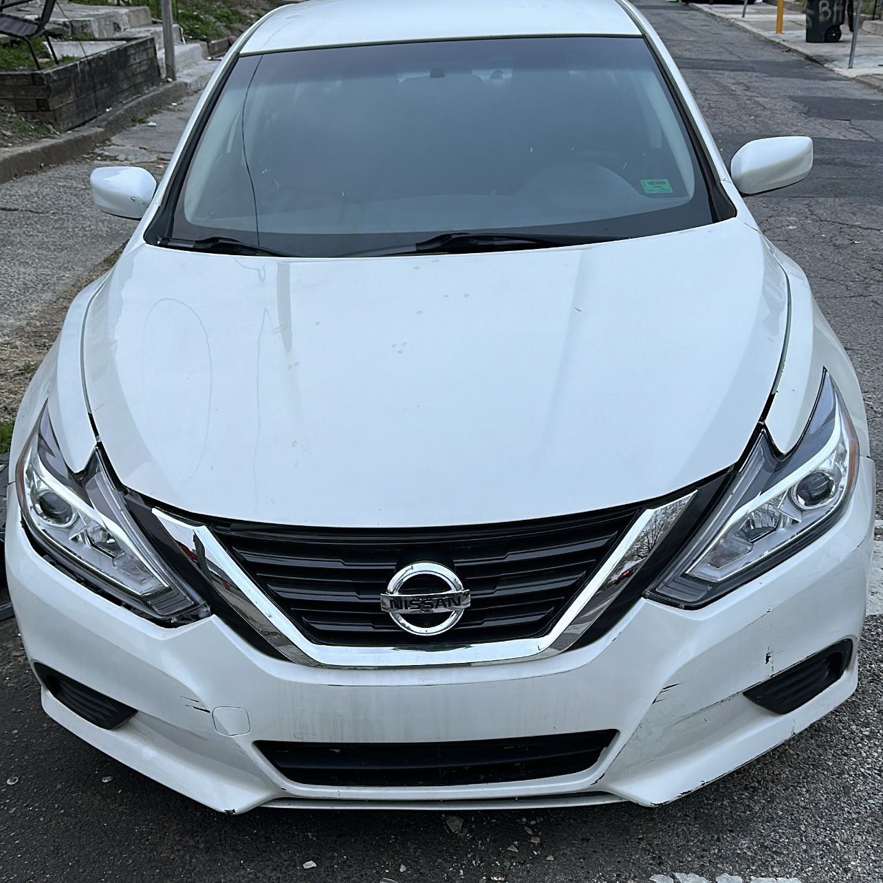 2016 Nissan Altima PART OUT