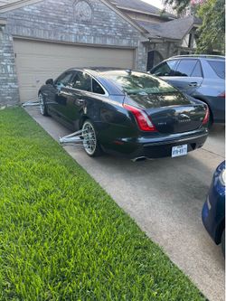 Jaguar xjl portfolio with wheels and rims