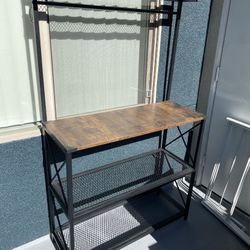 Baker’s Rack