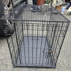 PENDING Kennel For Up To Medium Dog