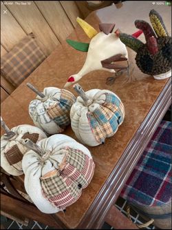 New Handmade Pumpkins & Turkeys Each
