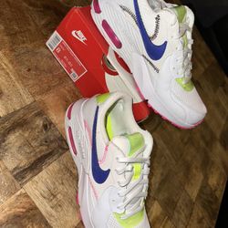 Women’s Nike Air Max Brand New