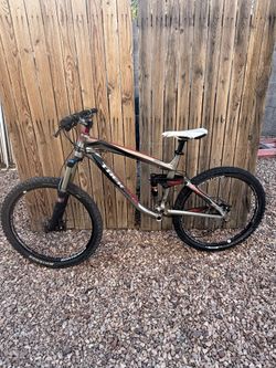 mountain bike trek remedy 8