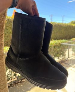 Ugg Mid-Calf boots |Sz 7