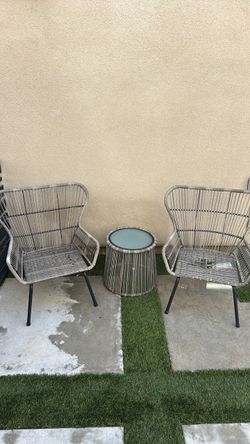 3-Piece Outdoor Wicker Patio Bistro Set