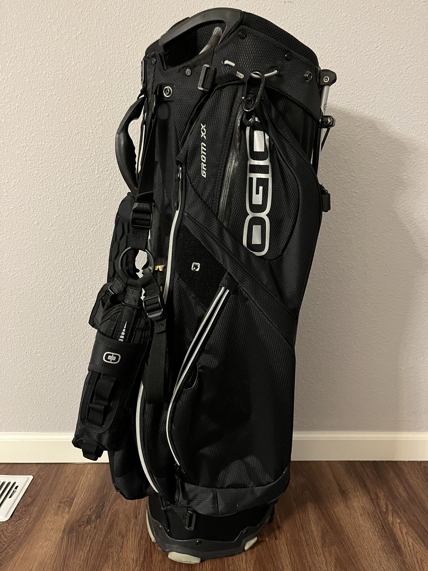 Ogio Grom XX golf bag