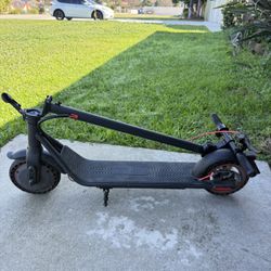 Electric scooter