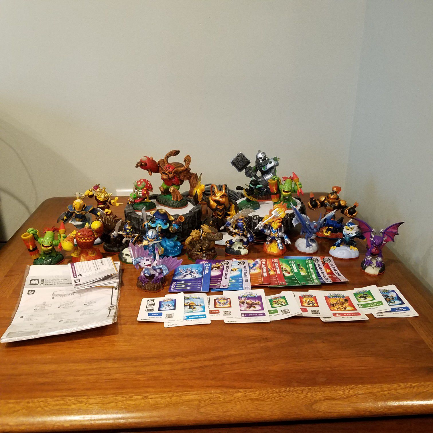 Skylanders Lot of 22 Figures, Cards, Stickers and Two Portals: Swap Force Giants
